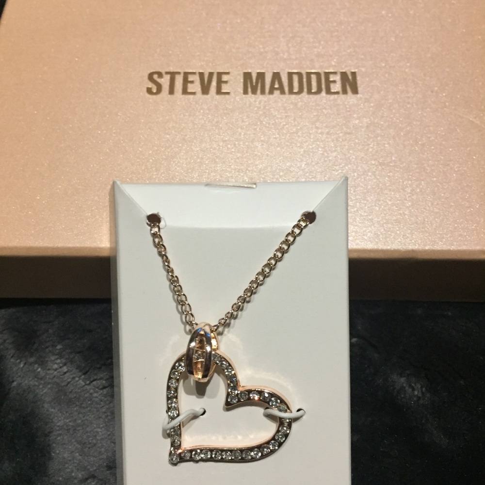 New Steve Madden Heart Necklace